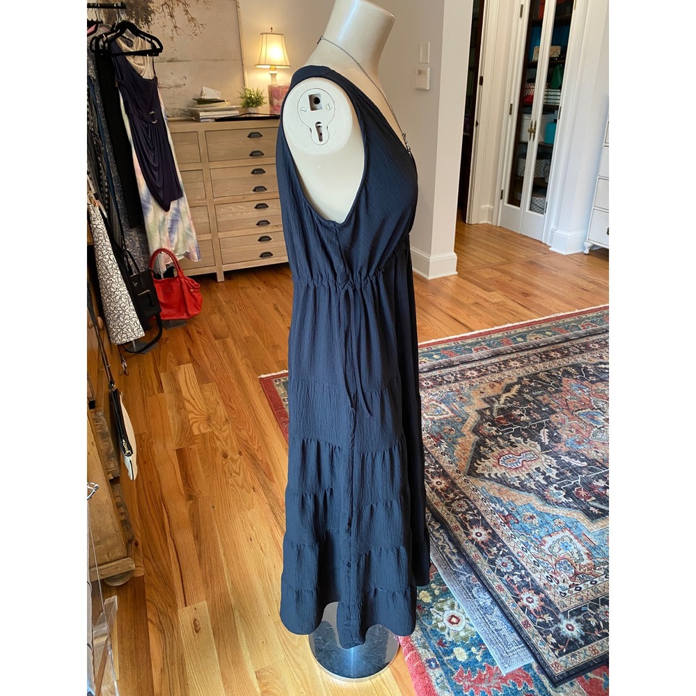 Max Studio London Black Tiered Surplice V-Neck Midi Dress Size M - Picture 12 of 14